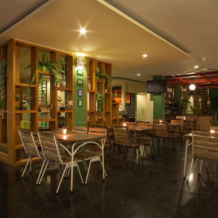 Spazzio Bali Hotel Kuta  Ngoại thất bức ảnh