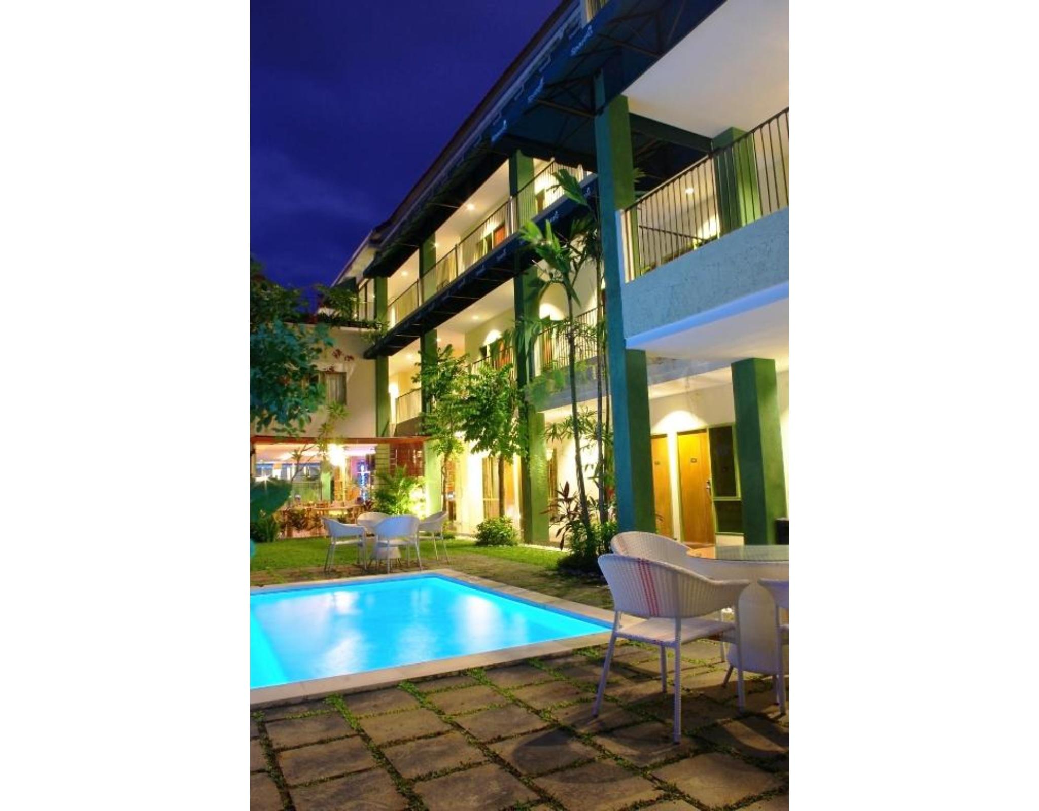 Spazzio Bali Hotel Kuta  Ngoại thất bức ảnh
