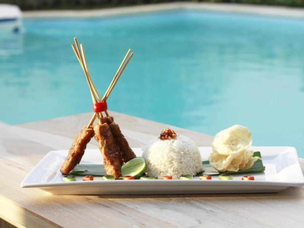 Spazzio Bali Hotel Kuta  Ngoại thất bức ảnh