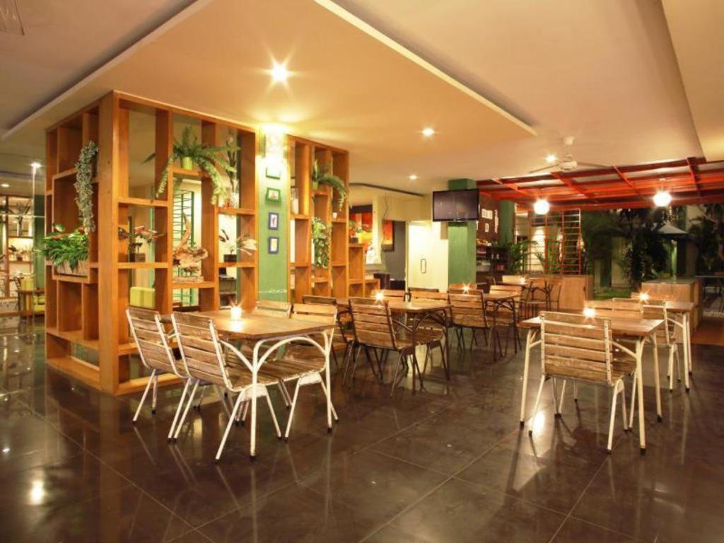 Spazzio Bali Hotel Kuta  Ngoại thất bức ảnh