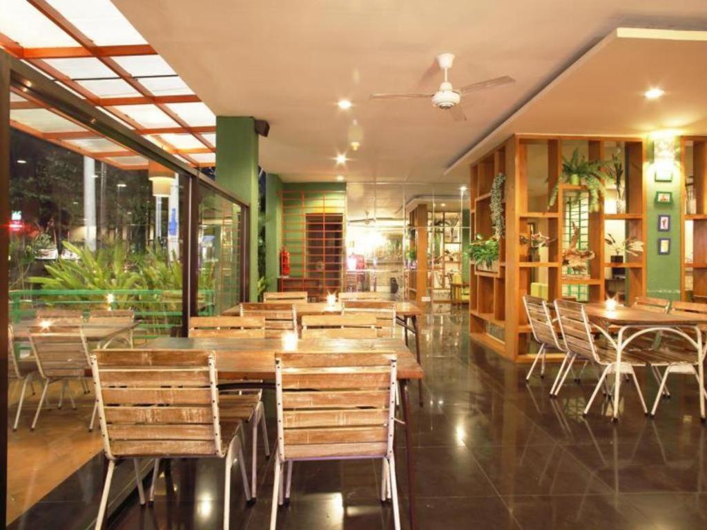 Spazzio Bali Hotel Kuta  Ngoại thất bức ảnh