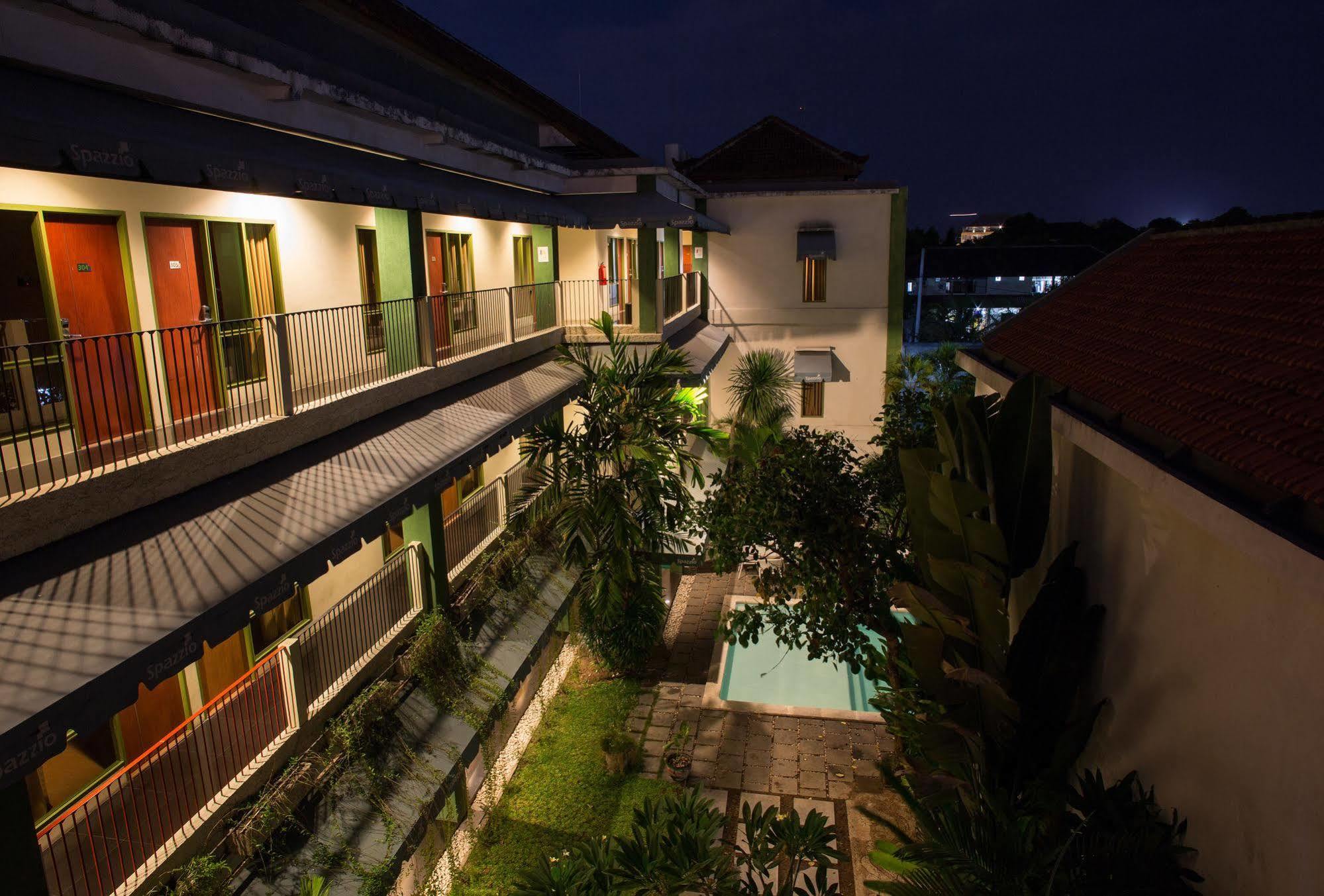 Spazzio Bali Hotel Kuta  Ngoại thất bức ảnh